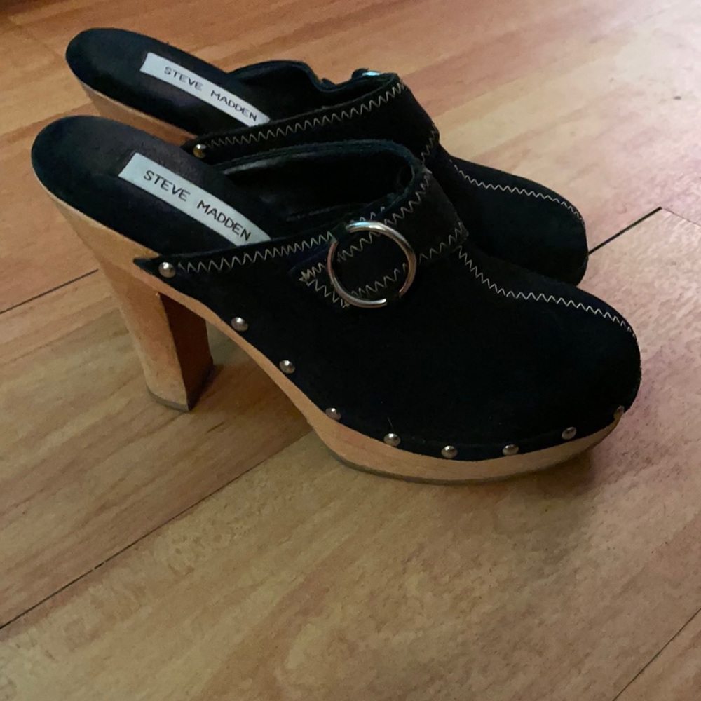 Steve Madden black suede heeled clogs. 7